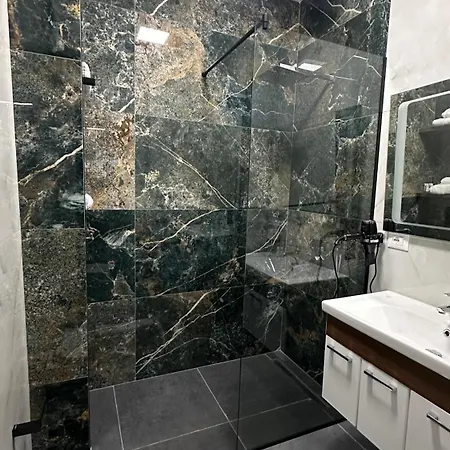 Apartamento Scandinavian Al Tirana